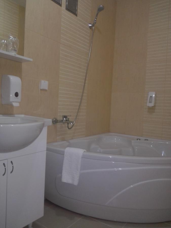 Koceljeva Motel Dvorac Ivanovic المظهر الخارجي الصورة