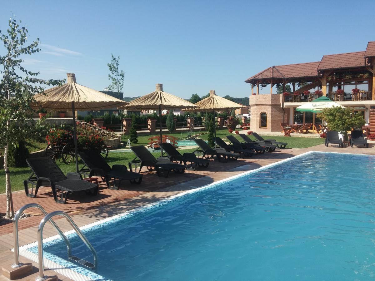 Koceljeva Motel Dvorac Ivanovic المظهر الخارجي الصورة