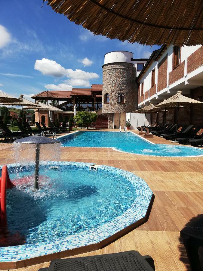 Koceljeva Motel Dvorac Ivanovic المظهر الخارجي الصورة