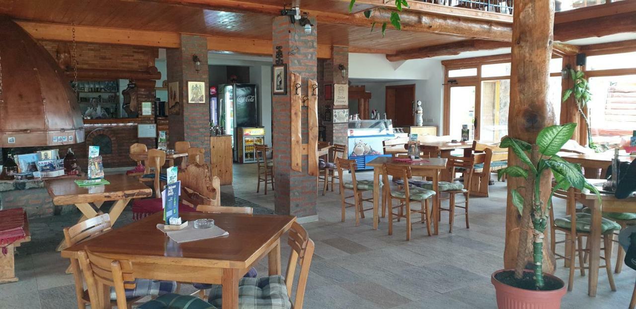 Koceljeva Motel Dvorac Ivanovic المظهر الخارجي الصورة